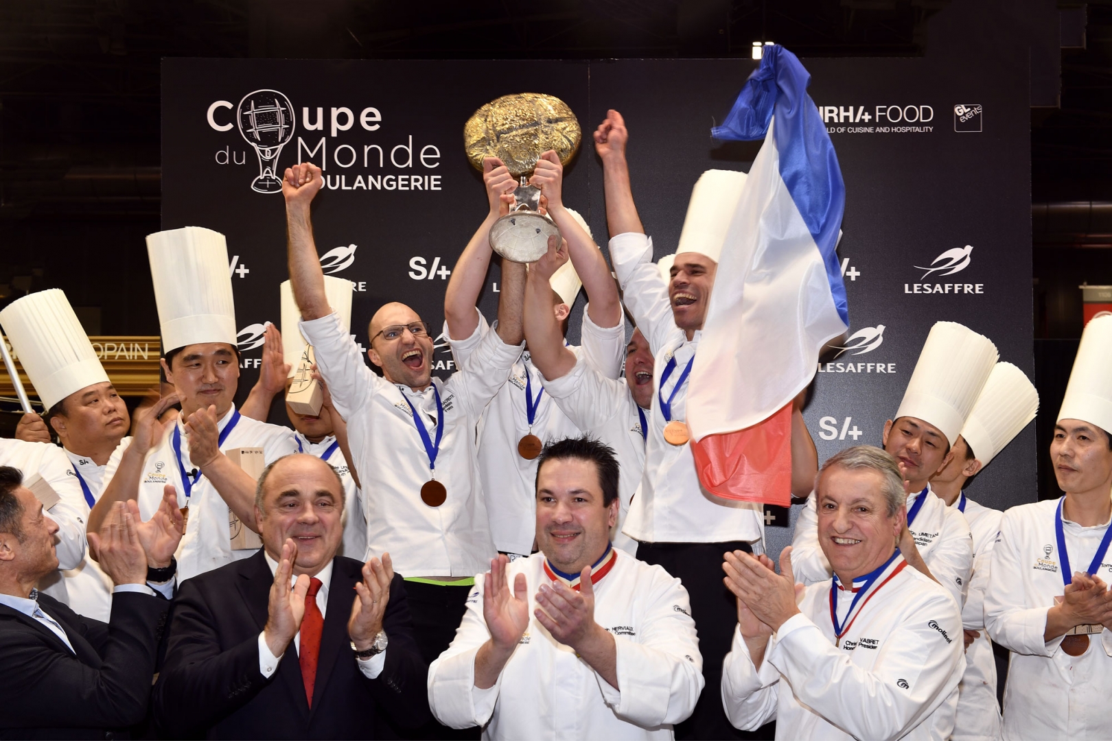Cocorico la France championne du monde de boulangerie ! Le Monde